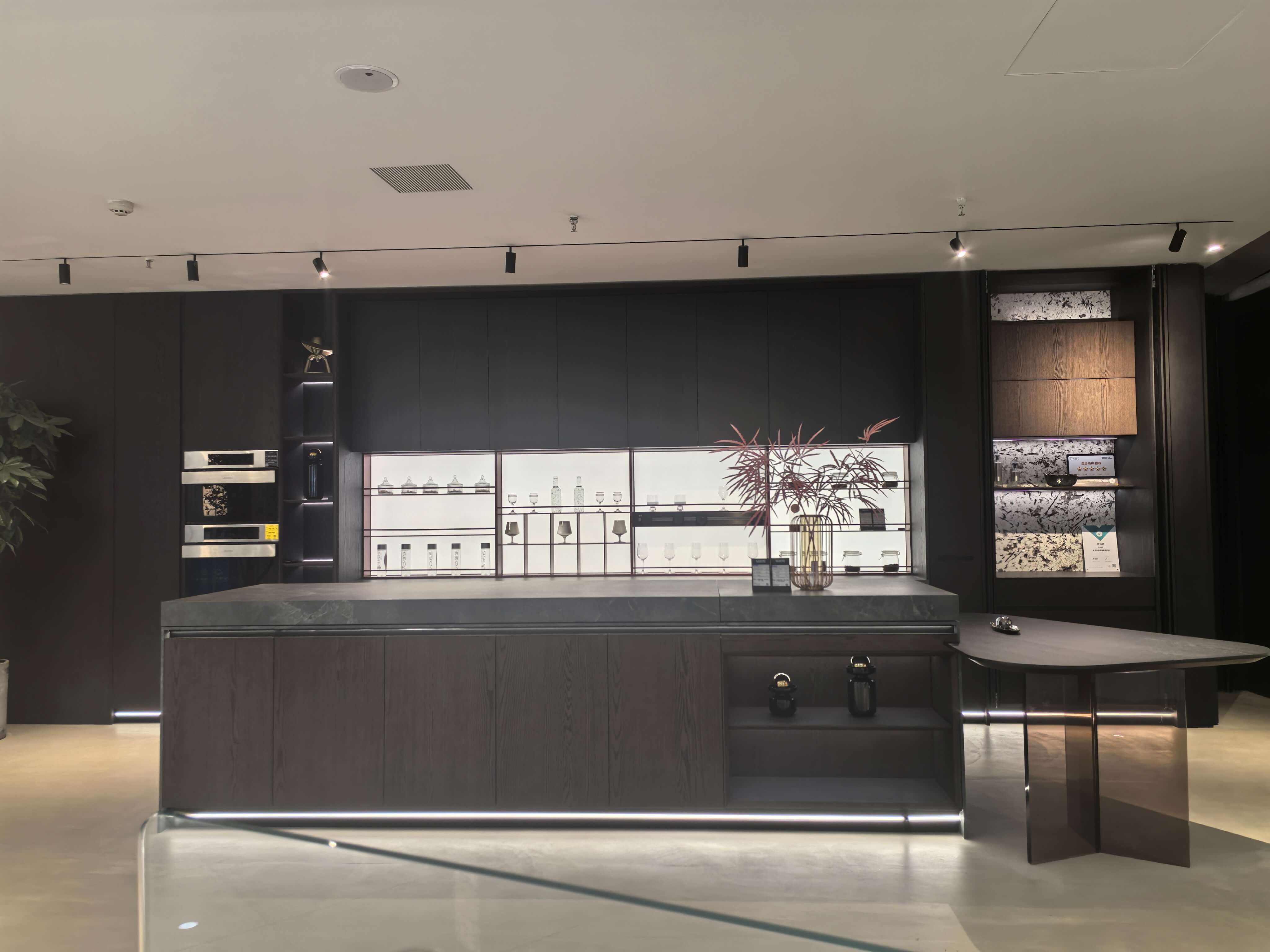 甘肃省兰州市城关红星店